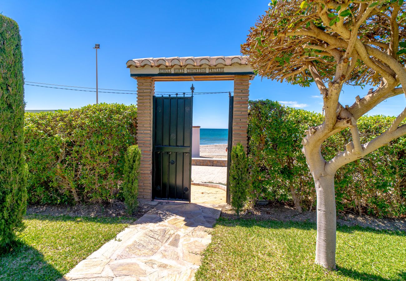 Apartment in Nerja - Stella Maris Beachfront 3A by Casasol