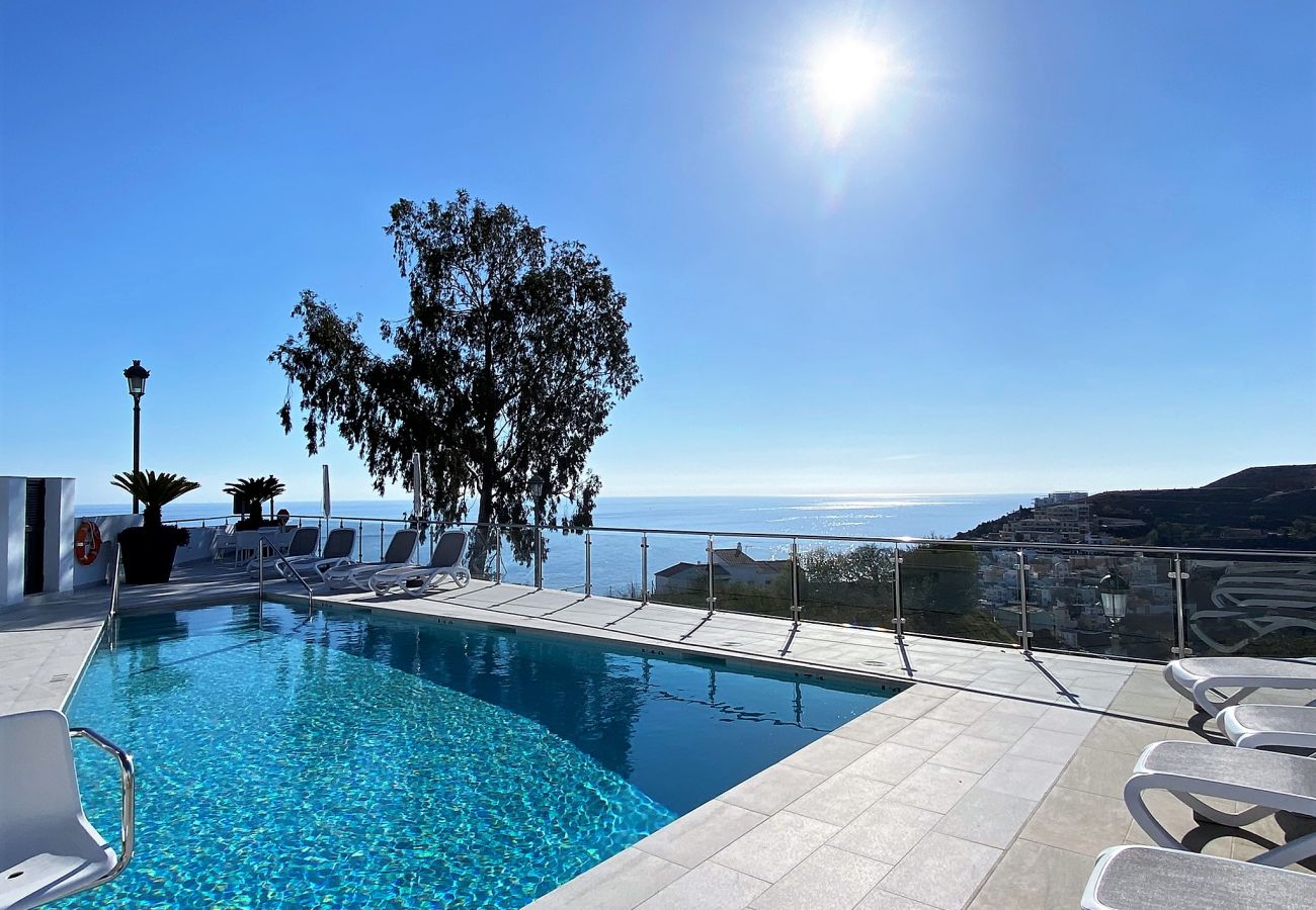 Lägenhet i Nerja - Balcon del Mar Seaview 111 by Casasol