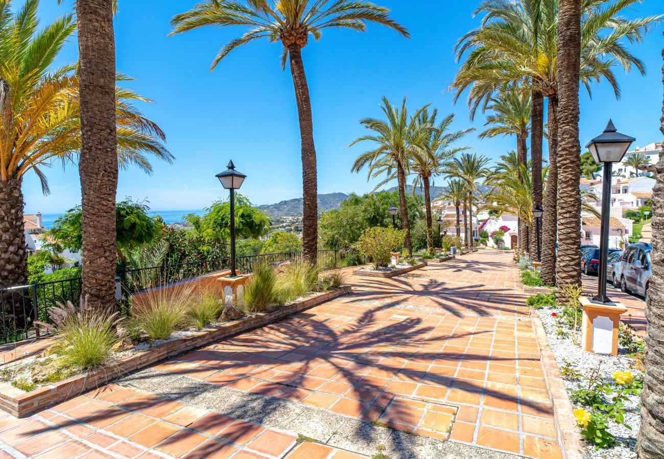 Lägenhet i Nerja - Hibiscos Seaview Terrace by Casasol