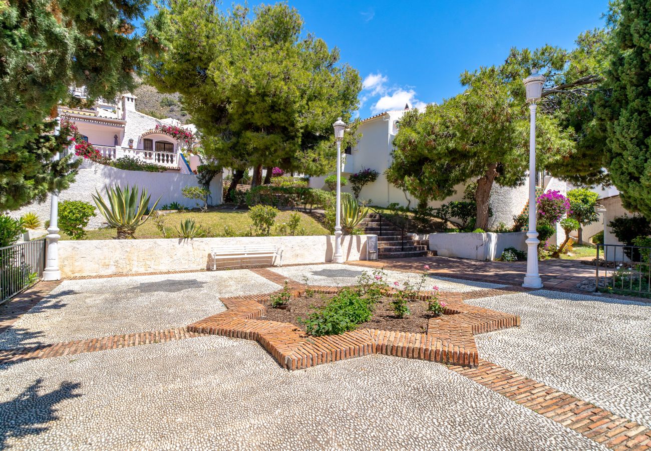 Lägenhet i Nerja - Hibiscos Seaview Terrace by Casasol