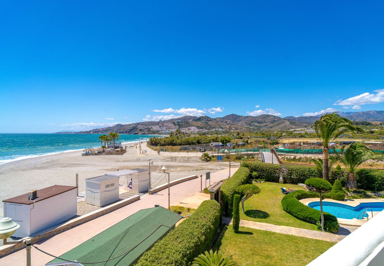 Lägenhet i Nerja - Stella Maris Beachfront 1J by Casasol