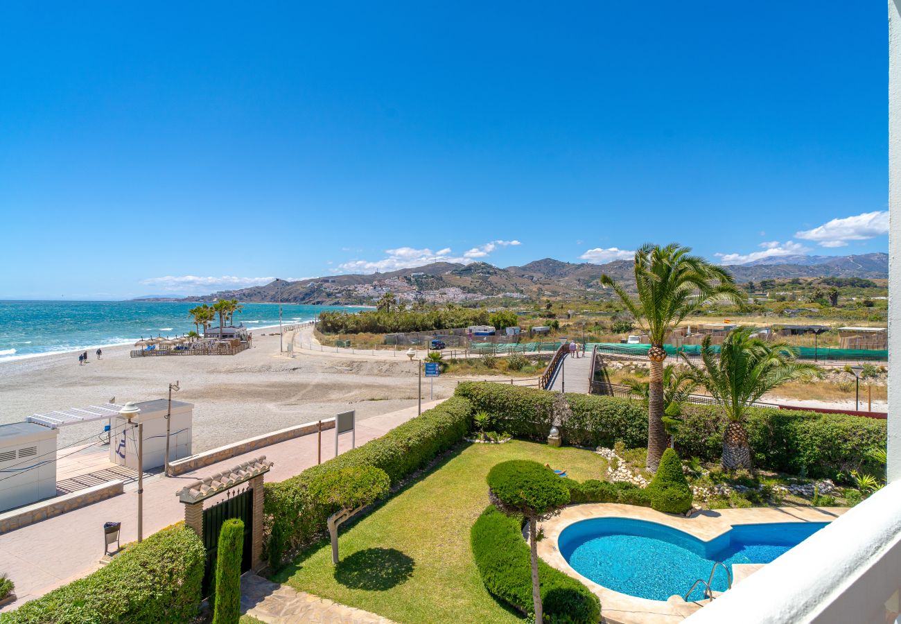 Lägenhet i Nerja - Stella Maris Beachfront 1J by Casasol