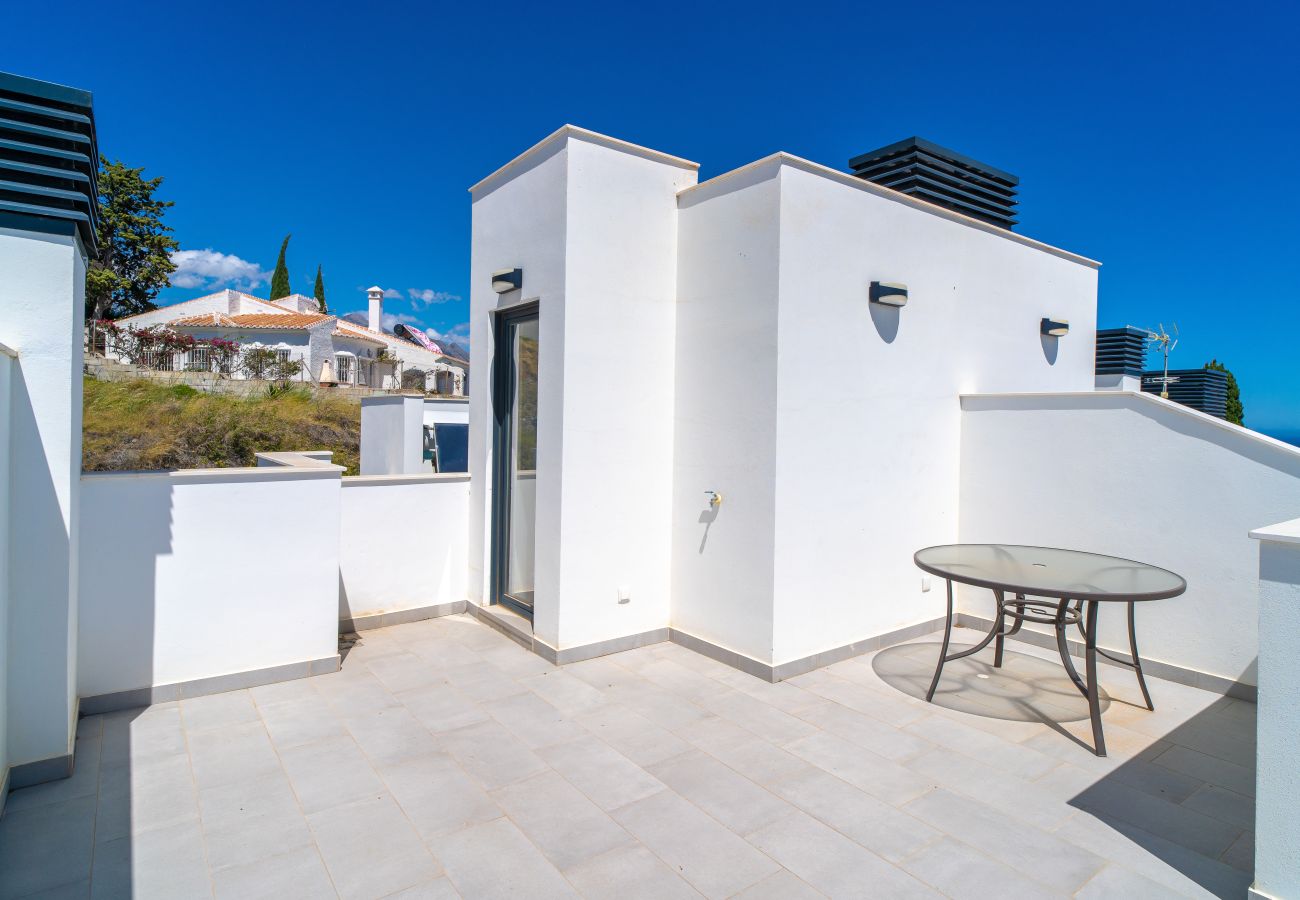 Lägenhet i Nerja - Terrazas de Ladera Duplex 9 by Casasol