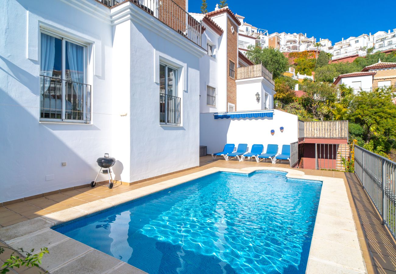 Villa i Nerja - Villa Ladera del Mar Private Pool by Casasol